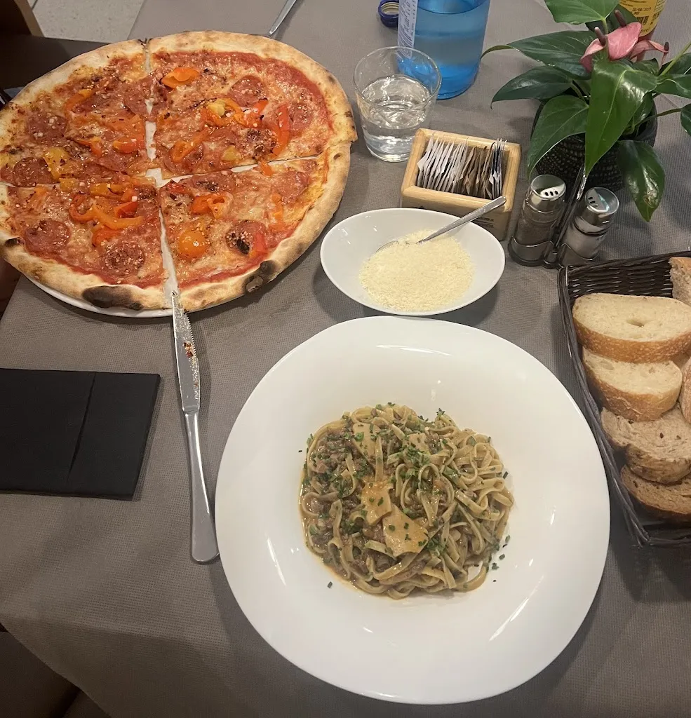 Vong Vitou Ou_Pizzeria Bar Ristorante Pizzeria Stadio_Corvara_review