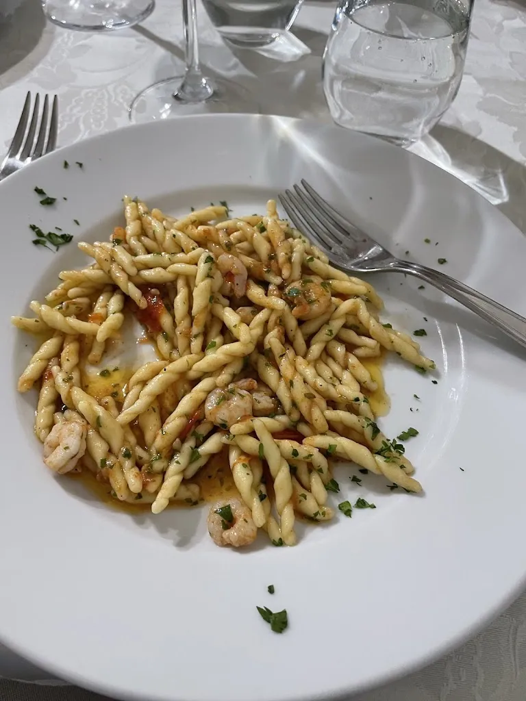 Juli Goder-Larson_Tema Sas_San Lucido_review