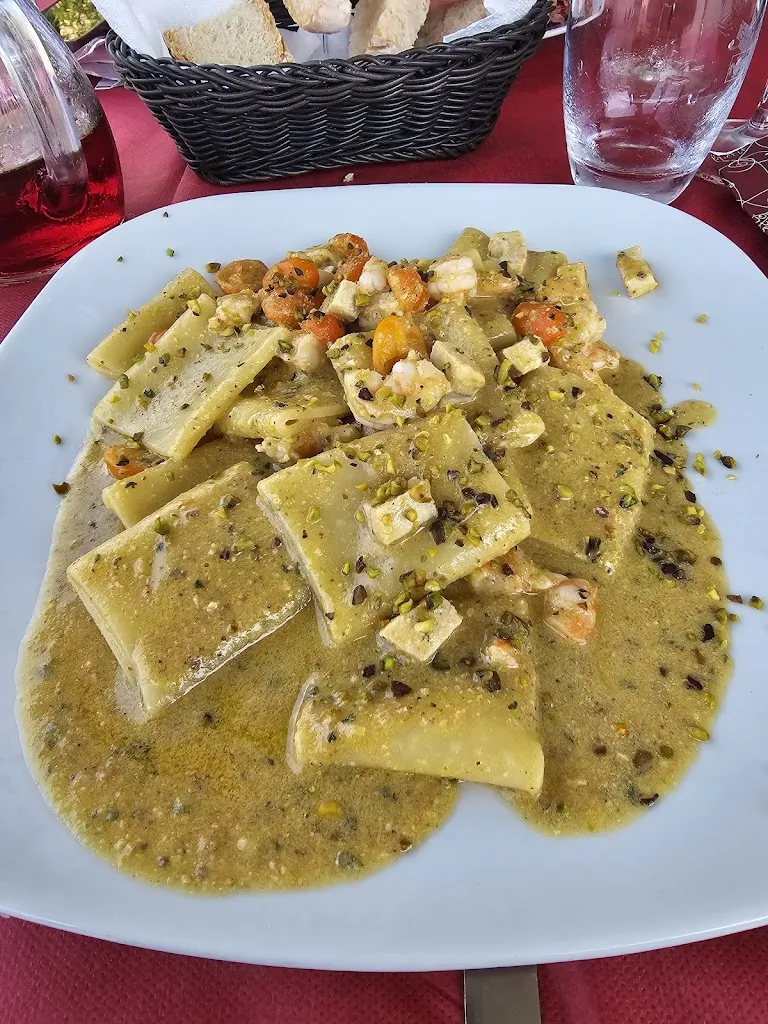 Gianmarco Russo_ALBERGO MIVA | BAR | RISTORANTE | PINSERIA._San Lucido_review