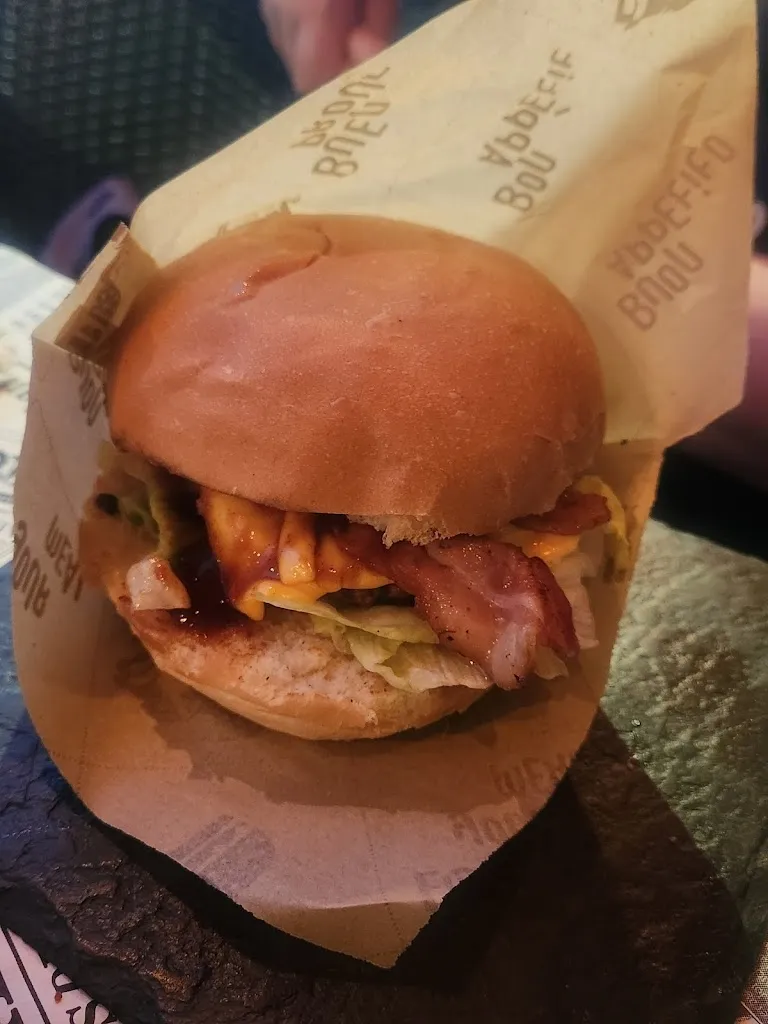 Michal Lepore_Break Time Risto-Pub_San Lucido_recensione