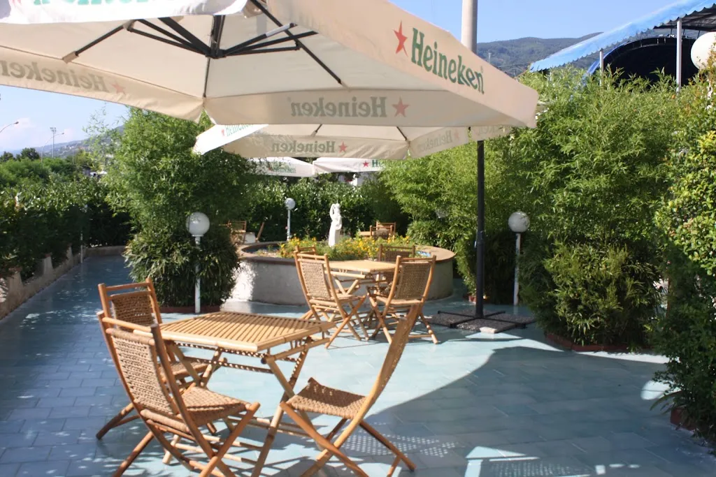 Hotel Cliché restaurant in San Lucido