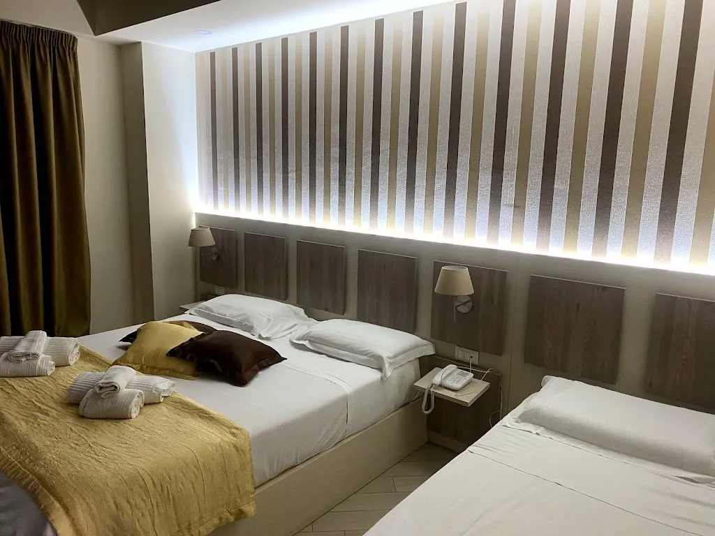 Hotel Cliché_San Lucido_slider_image_3