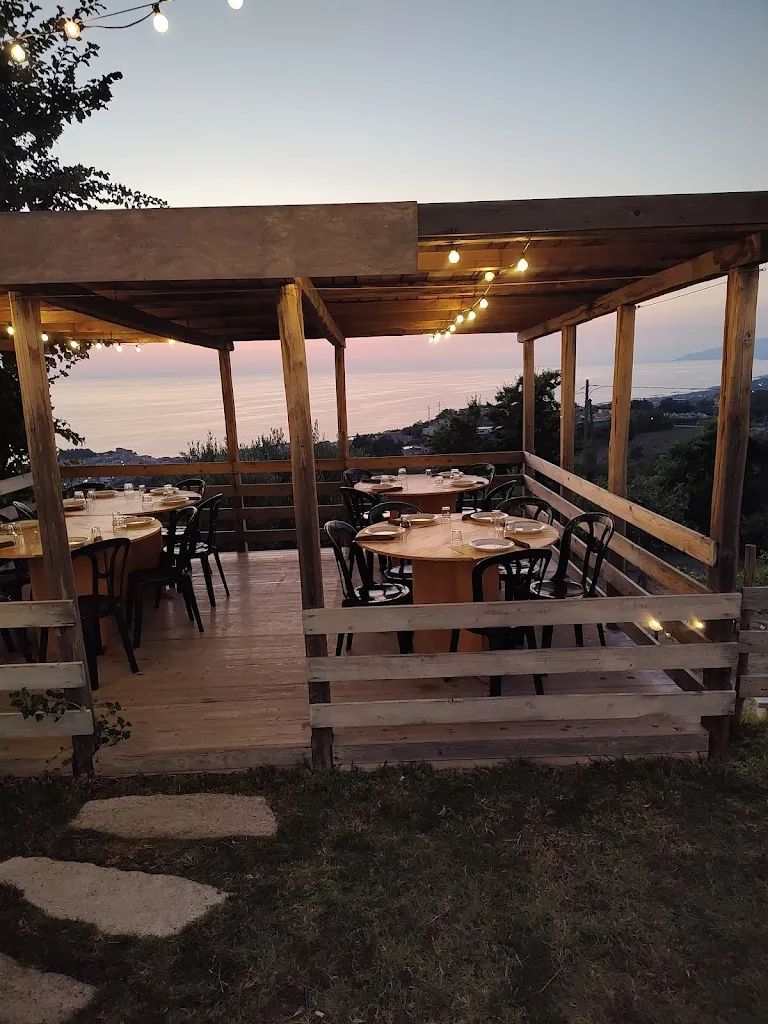 Mario Loizzi_Casa Rural_San Lucido_review