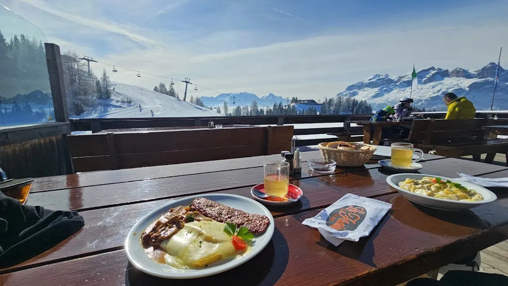 Restaurant La Fraina_Corvara_slider_image_3