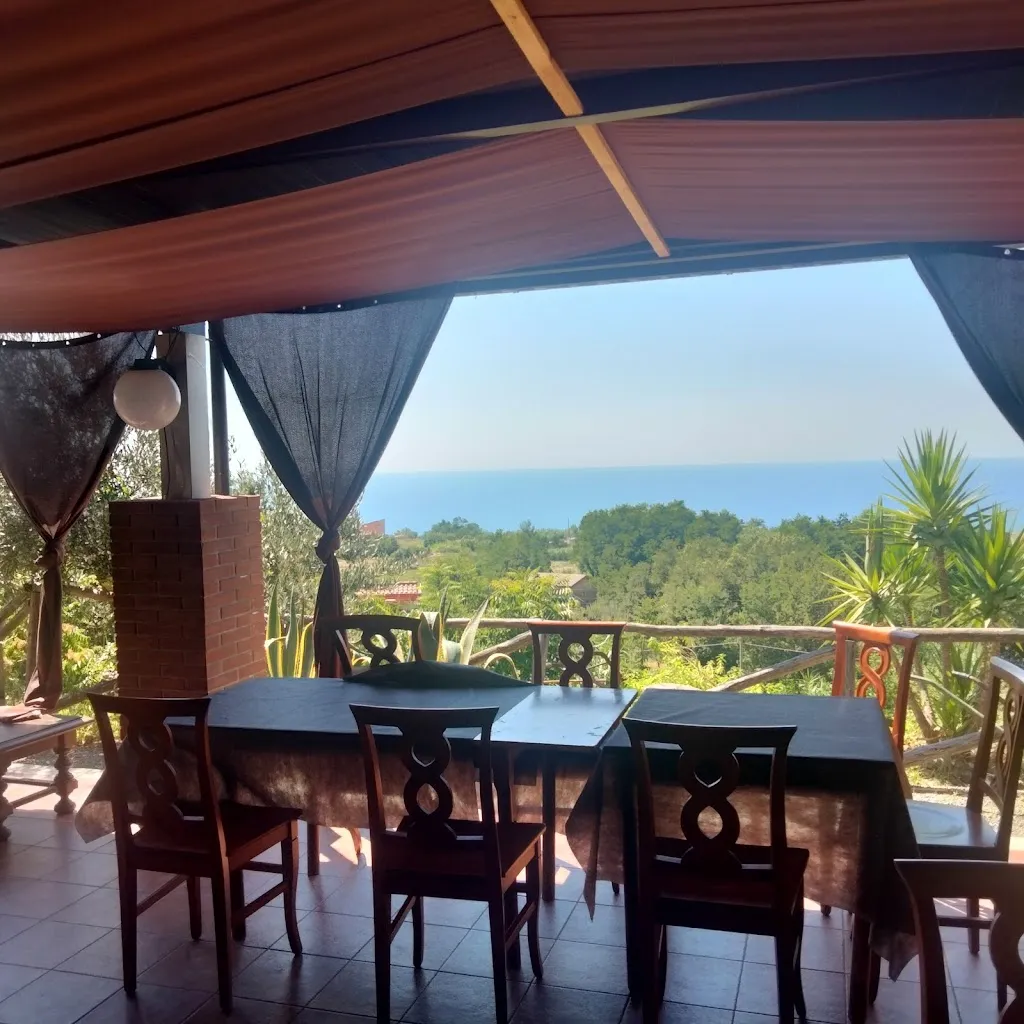 Gabriele Gandelli_AgriArmonia_San Lucido_review