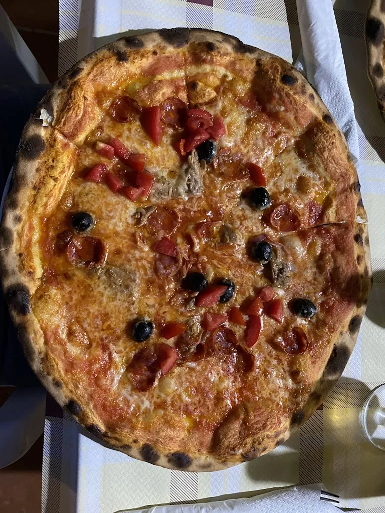 Pizzeria Le Catene_San Mauro Marchesato_slider_image_1