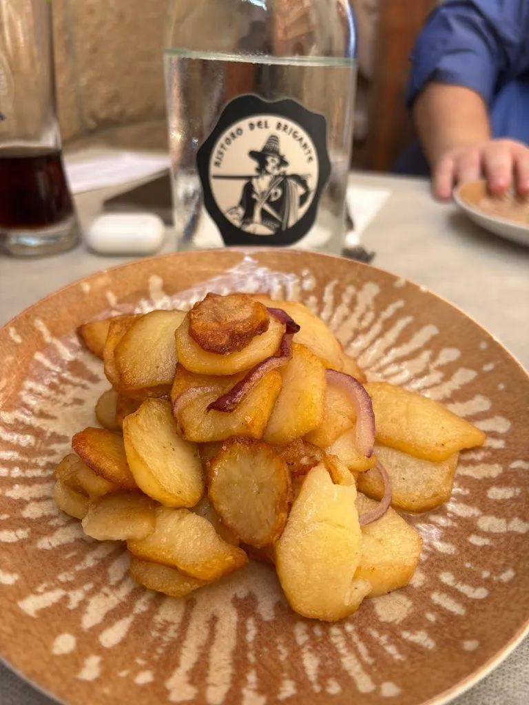 Giulio Melicchio_Ristoro del Brigante_San Giovanni in Fiore_review