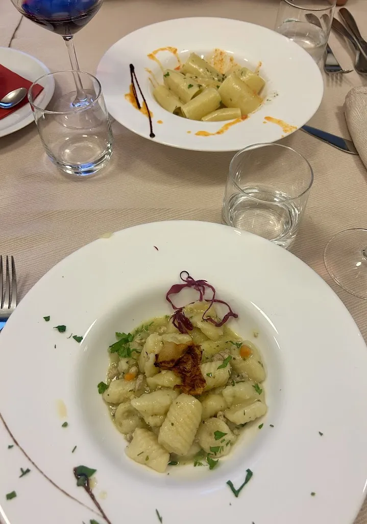 Jure Cafè Restaurant Pinseria_San Giovanni in Fiore_slider_image_3