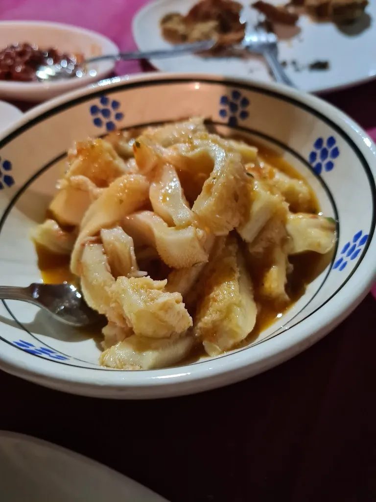 Ernesto Manisi_La Fontanella Spizzicheria_San Giovanni in Fiore_recensione