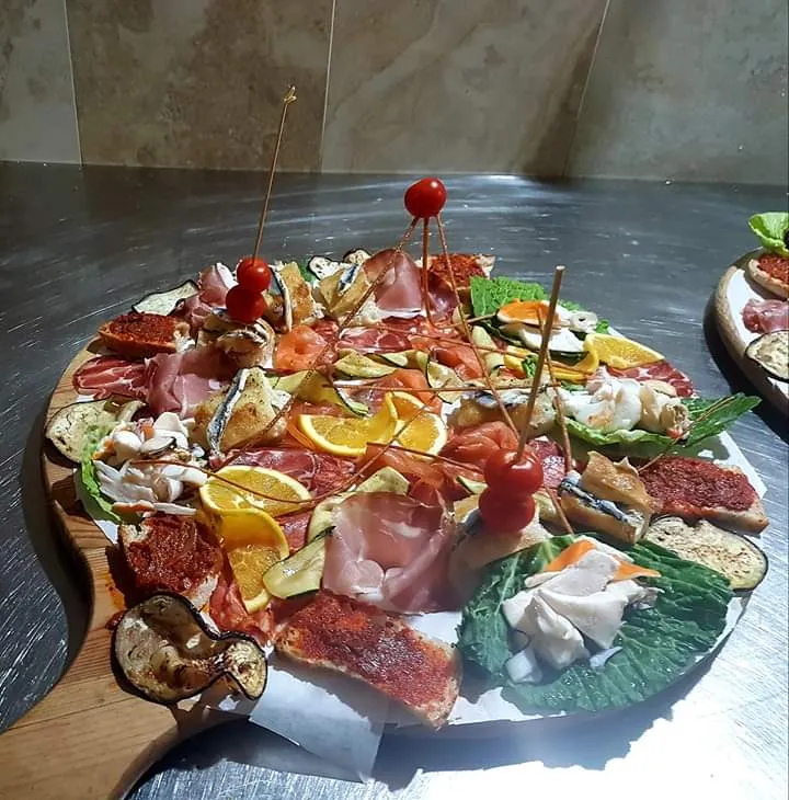 Menu_L'eclissi Piscina Ristorante Pizzeria Sala ricevimenti_San Giovanni in Fiore_image_5