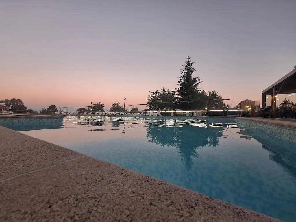 A. V._L'eclissi Piscina Ristorante Pizzeria Sala ricevimenti_San Giovanni in Fiore_review