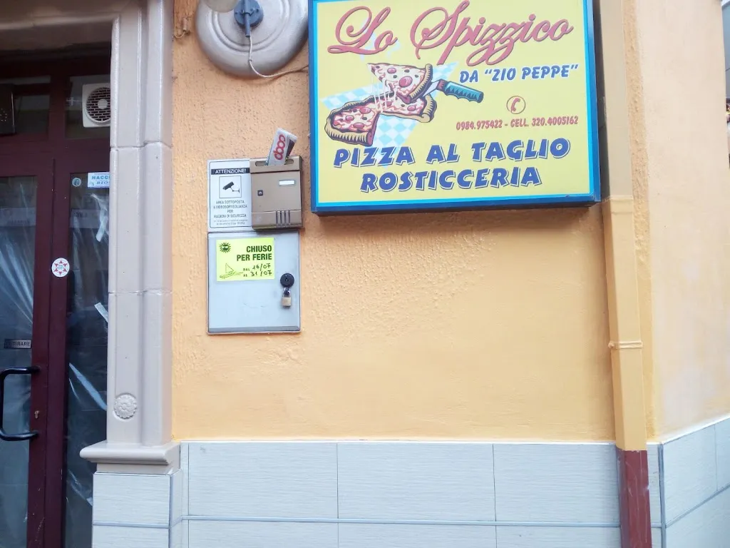 Spizzico Di Laratta Giuseppe restaurant in San Giovanni in Fiore