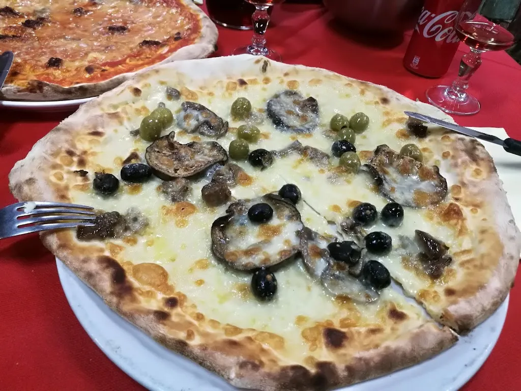 Silvana Pinotti_La Pirainella Ristorante Pizzeria_San Giovanni in Fiore_recensione