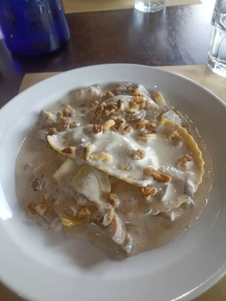 Tiganà Camara_RISTORANTE GRIGLIERIA VALLEFIORE_San Giovanni in Fiore_review