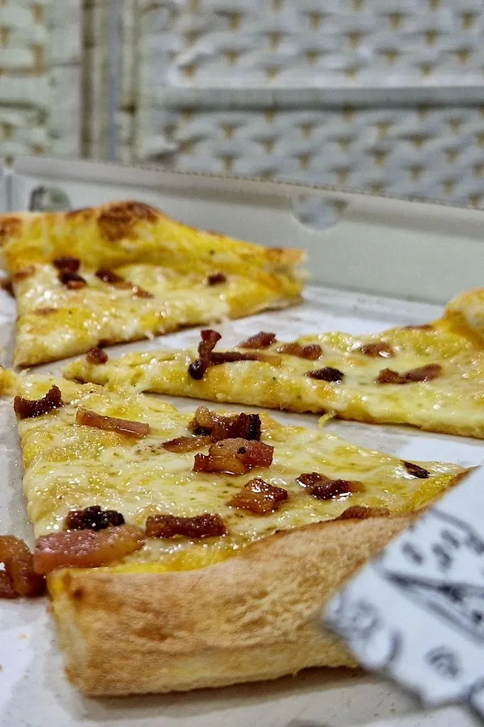 Sapia Pizza e Sfizi_San Giovanni in Fiore_slider_image_3