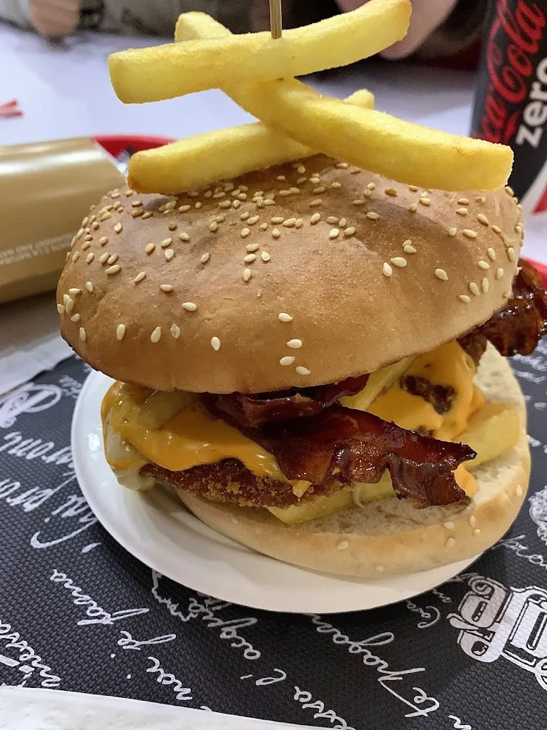 Burghi’s FAST FOOD sgf_San Giovanni in Fiore_slider_image_3