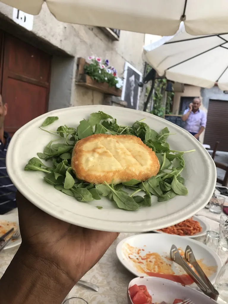 Joanna Sable_La Taverna del Gioachimita_San Giovanni in Fiore_review