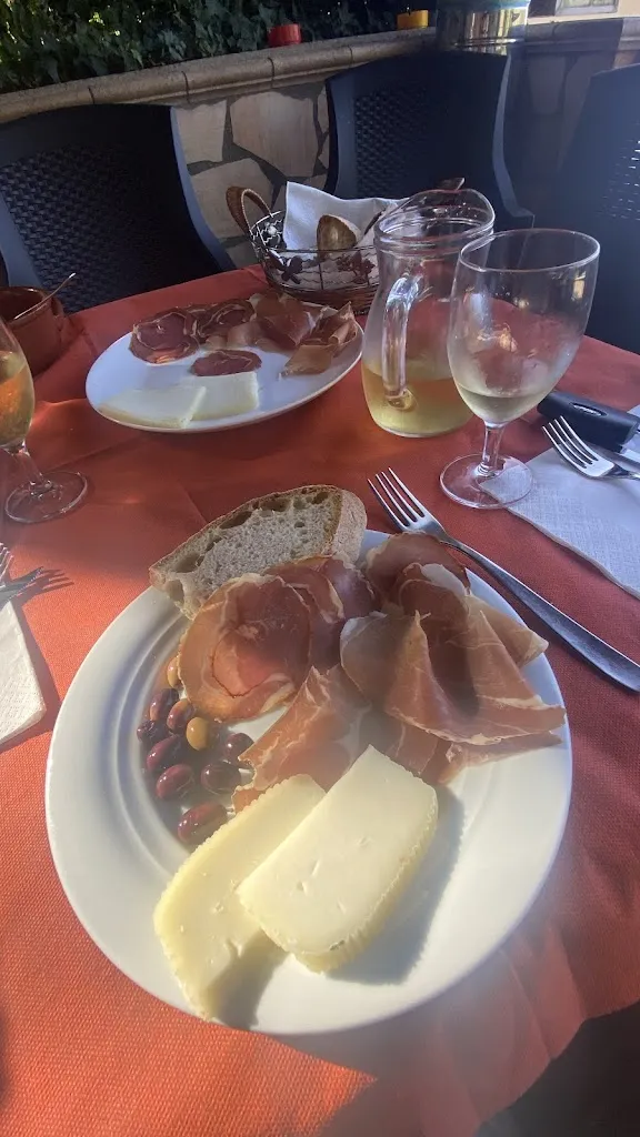 Rainer dM_Belvedere_San Nicola da Crissa_recensione