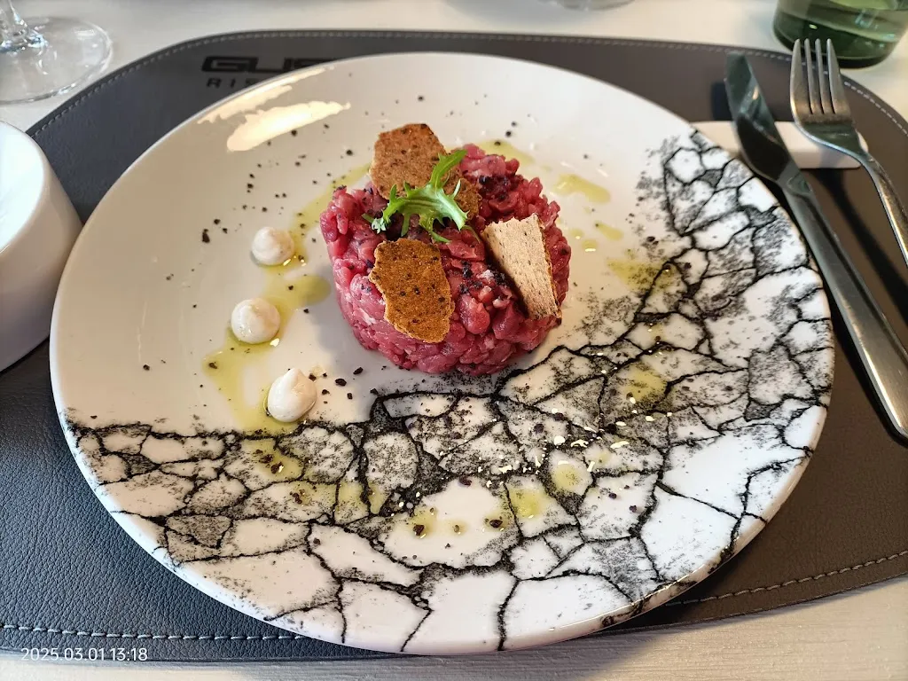 Laura Raquel Arana_Ristorante Gusto_San Nicolò_review