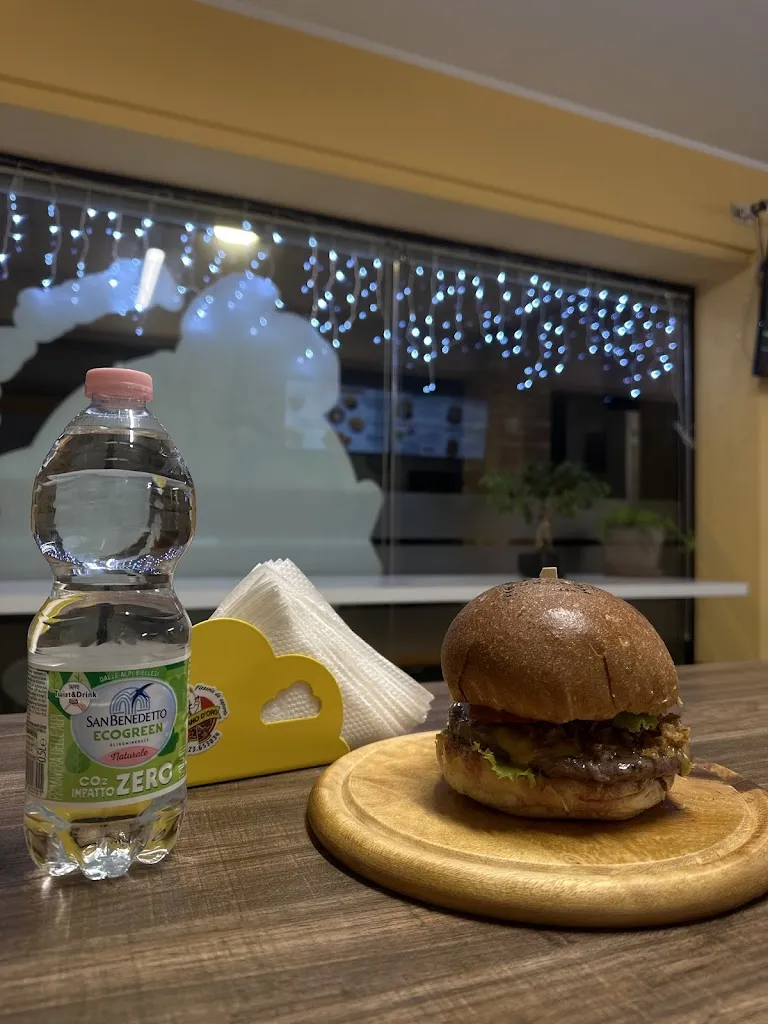 Edlira Daku_Il Grano D'oro Pizzeria & Hamburgheria_San Nicolò_review