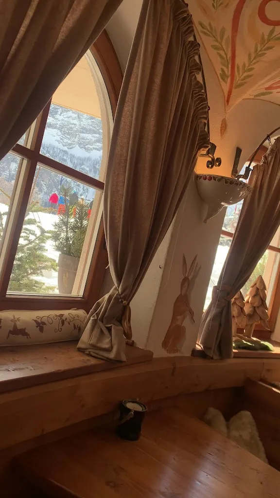 Narin S. _Ristorante Mathiaskeller_Corvara_review