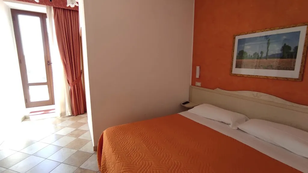 La Casa Rossa_Alba Adriatica_slider_image_2