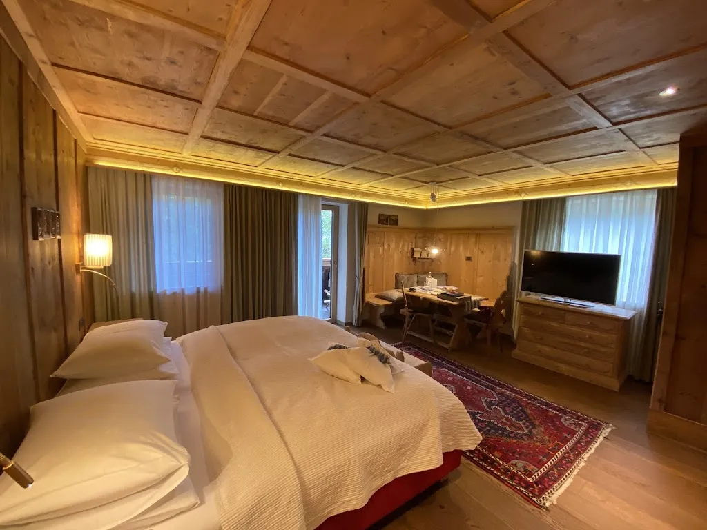 Hotel La Perla_Corvara_slider_image_2