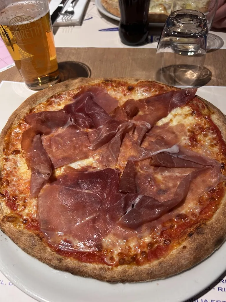 Sofia Monti_Zefiro - Ristorante Pizzeria_San Nicolò_review