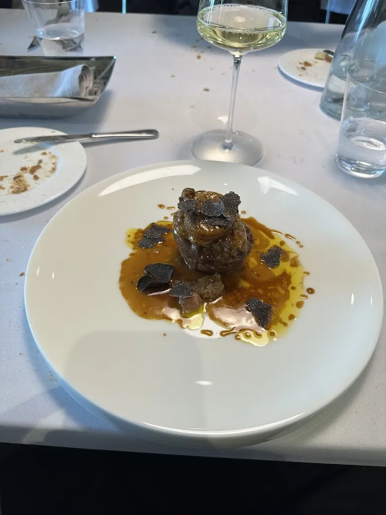 Friso Roscam Abbing_KELINA Fine Dine_Corvara_review