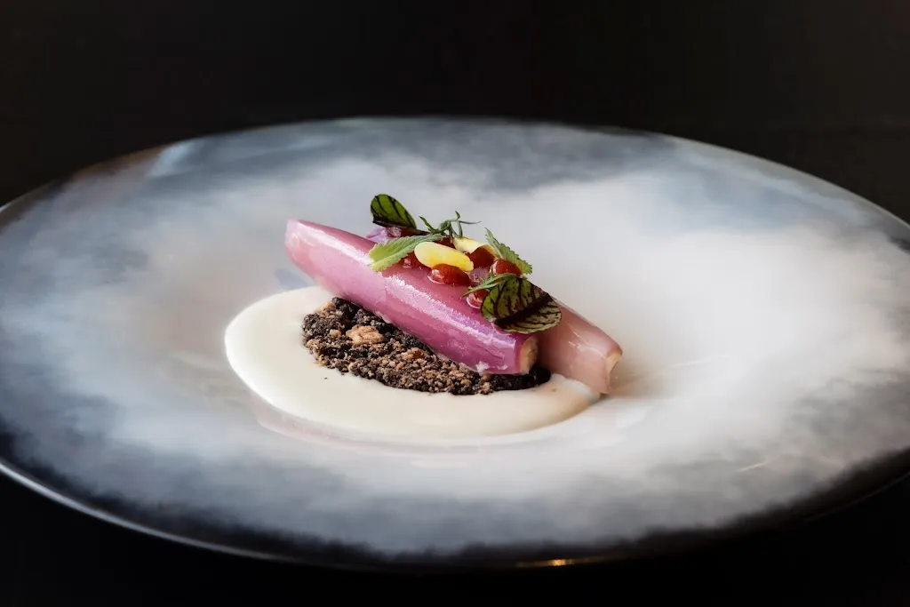 KELINA Fine Dine_Corvara_slider_image_3