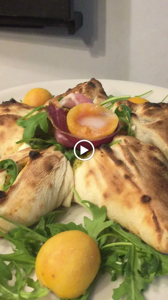 Johnny’s Pizzeria_San Nicola Arcella_slider_image_3