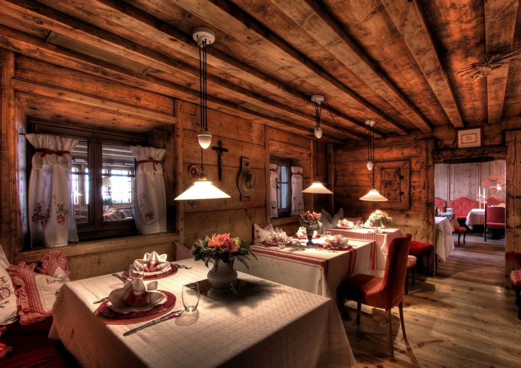 Ristorante Les Stües restaurant in Corvara