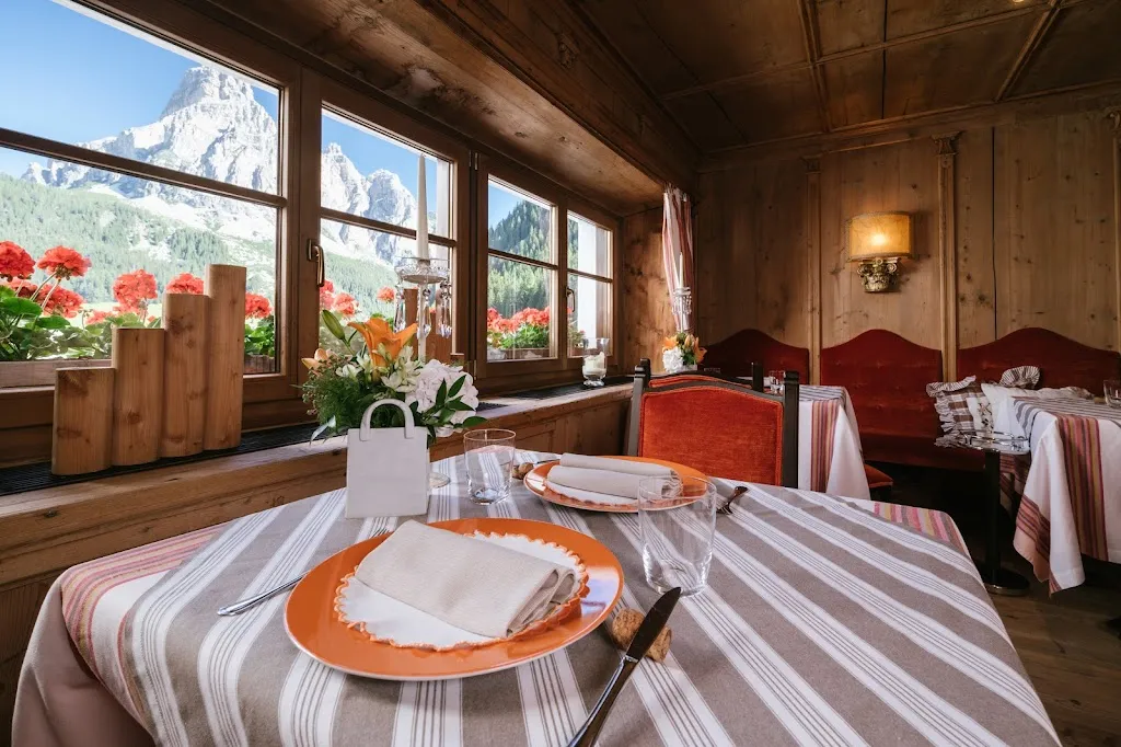 Ristorante Les Stües_Corvara_slider_image_3