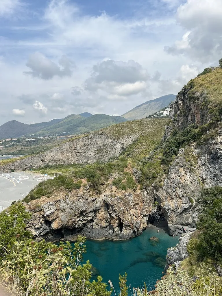 Victoria Gîlca_HOTEL VILLA PRINCIPE_San Nicola Arcella_review