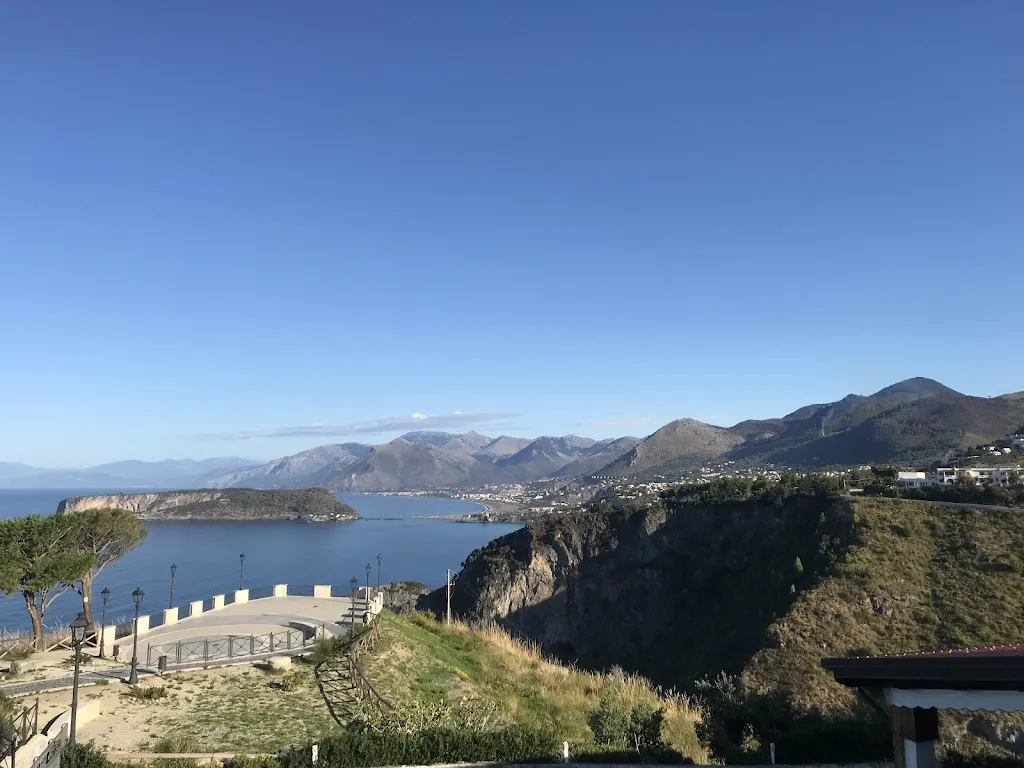 Paul Williams_HOTEL VILLA PRINCIPE_San Nicola Arcella_review