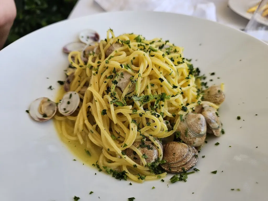 Karl Lazlo_Sapori di Mare_Alba Adriatica_review