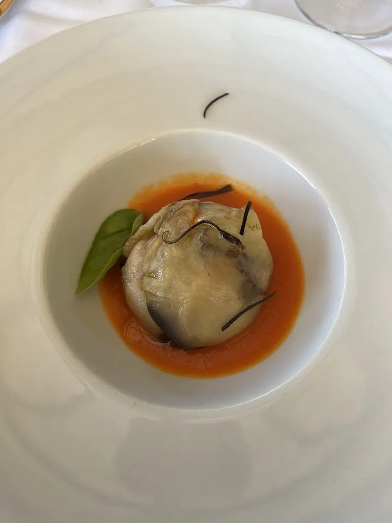 Liuba Repetto_Casa D'Angelo_Fara Filiorum Petri_review