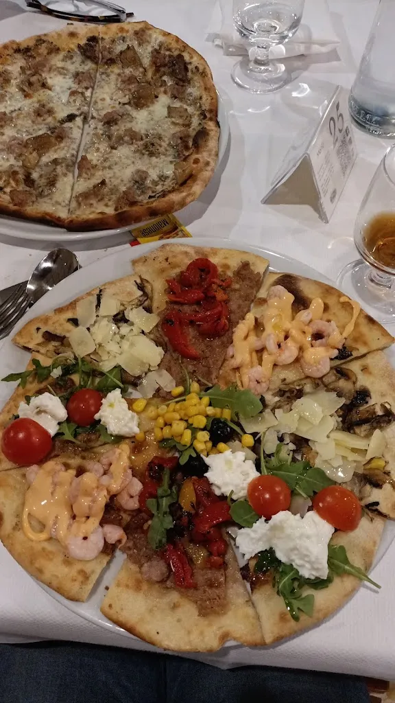 Ristorante Pizzeria Il Lago_Fara Filiorum Petri_slider_image_3