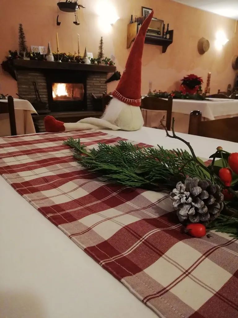 "Osteria dei Colli di Di Prinzio Milena" restaurant in Fara Filiorum Petri