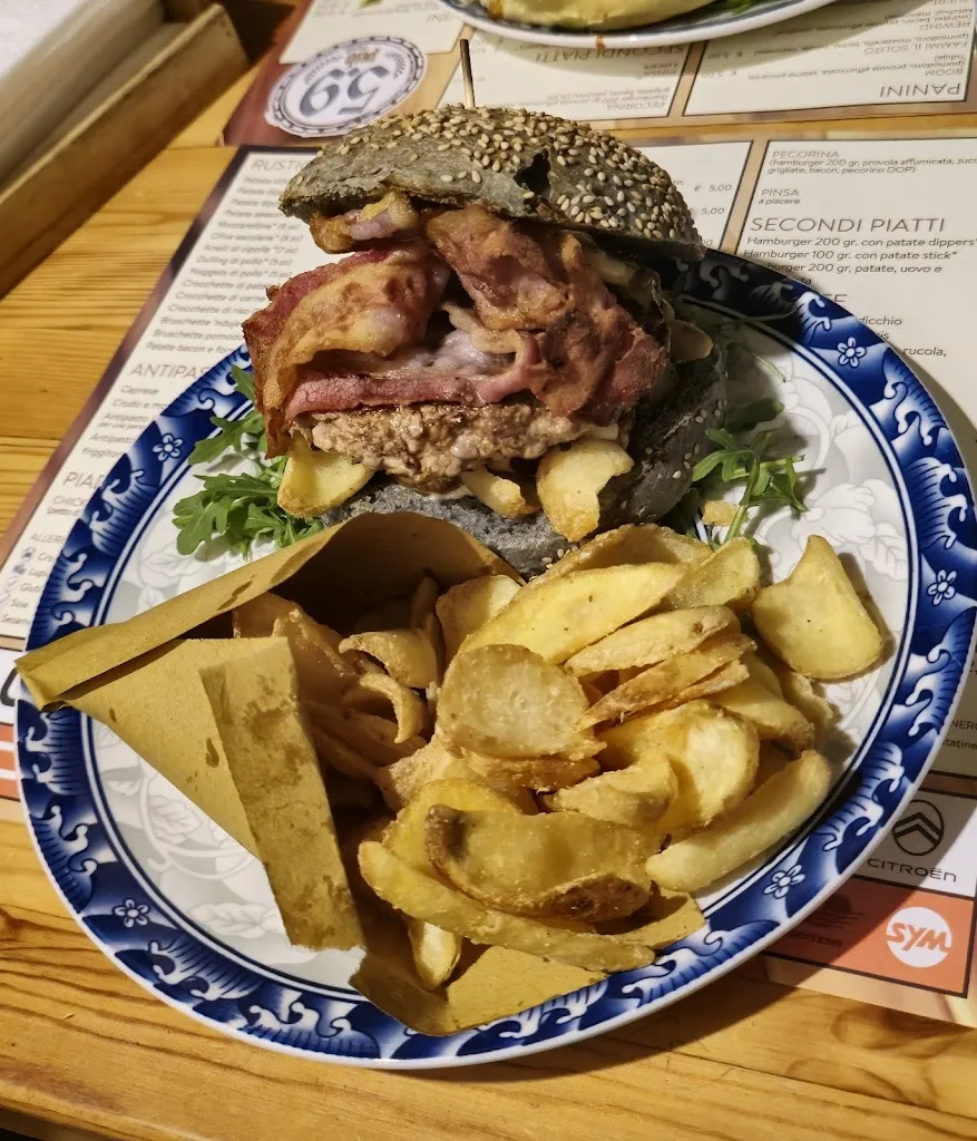 Alessandro La Grotteria_5.9 pub_San Pietro a Maida_review