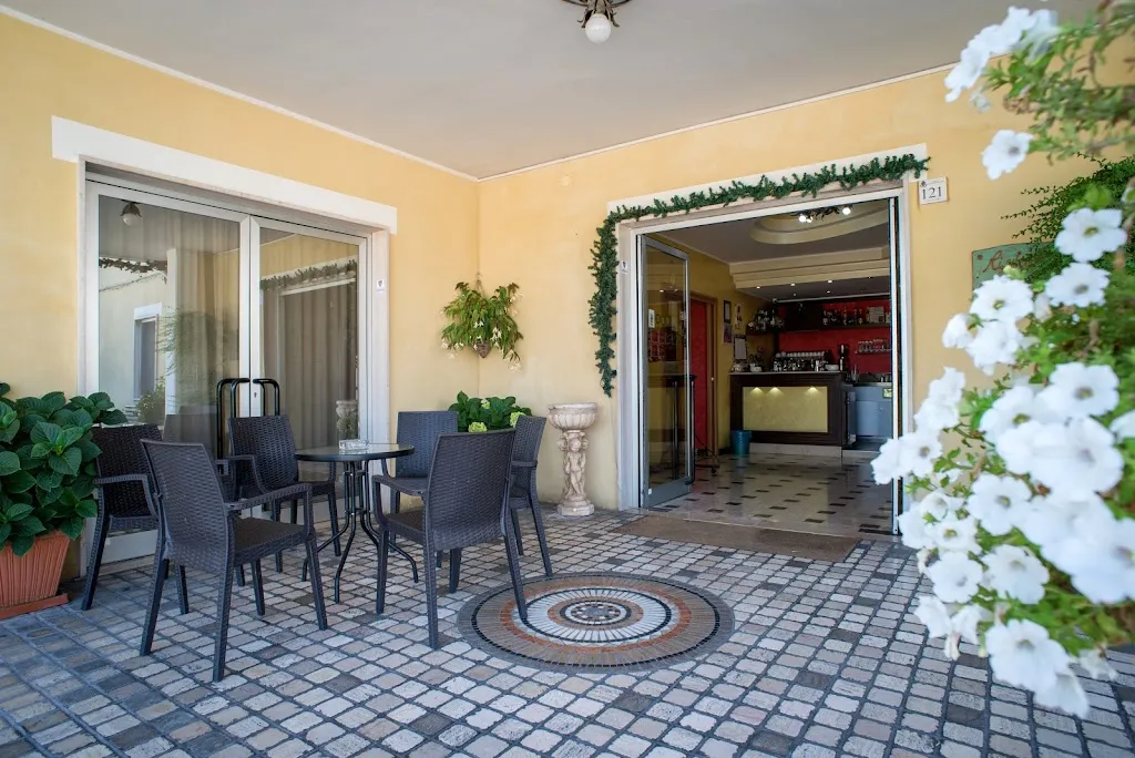 Albergo Ristorante S. Eufemia_Fara Filiorum Petri_slider_image_3