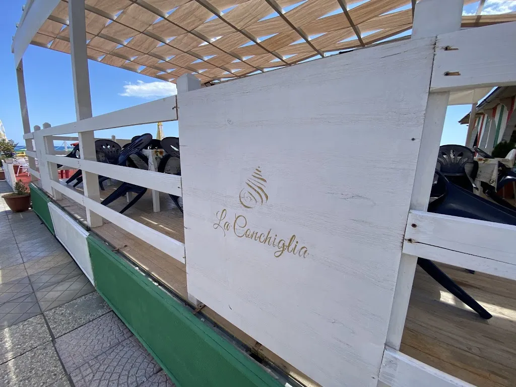 moreno perboni_La Conchiglia_Sant'Agata del Bianco_recensione