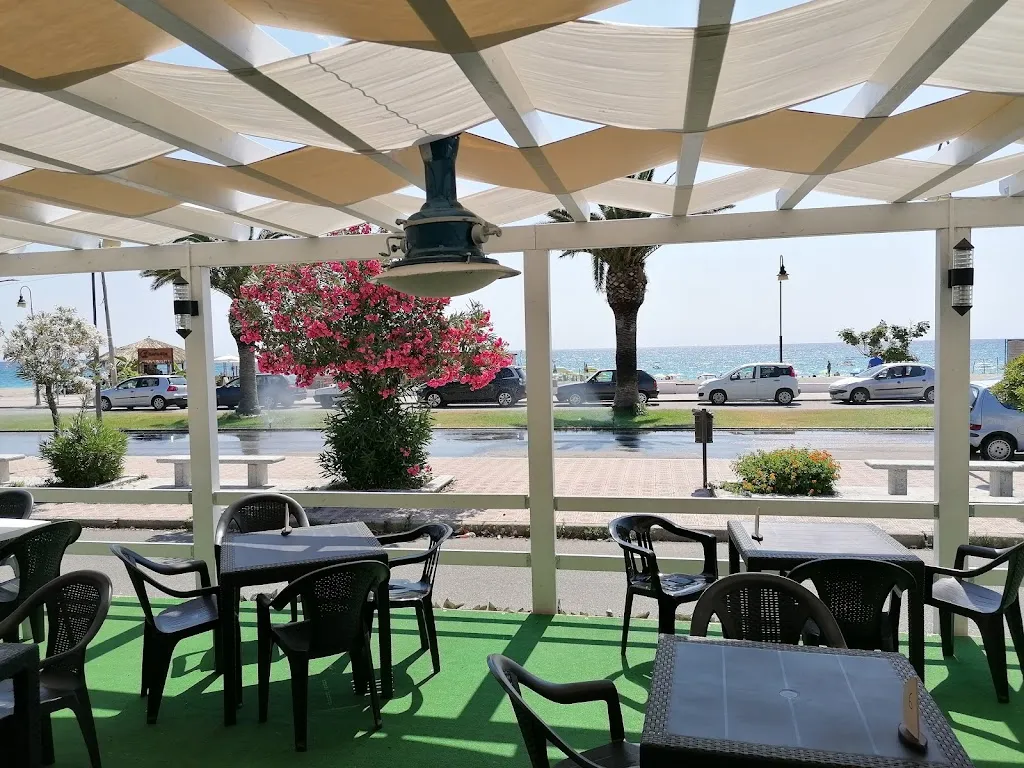 White beach Bianco (RC) ristorante a Sant'Agata del Bianco