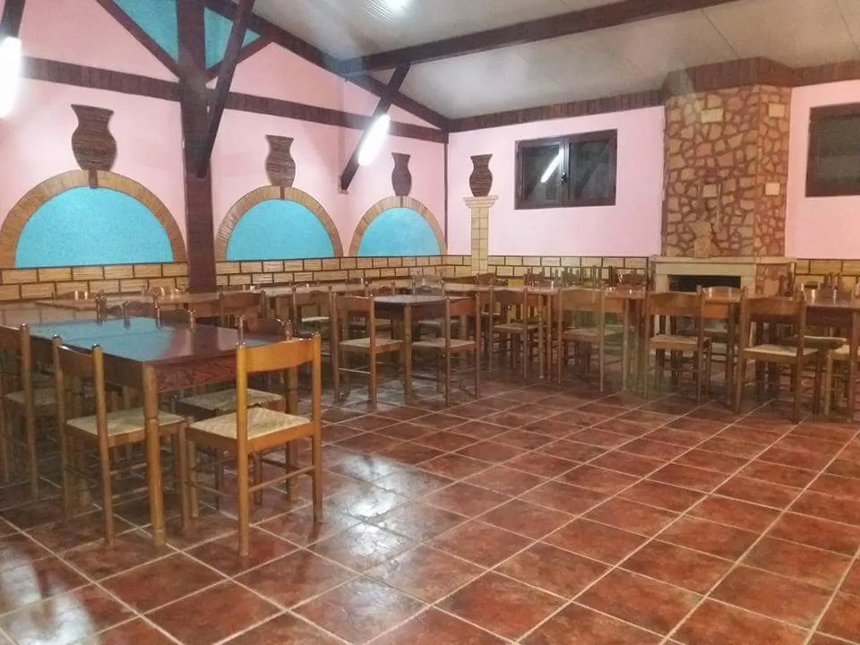 Agriturismo Villaggio Borgia restaurant in Sant'Agata del Bianco