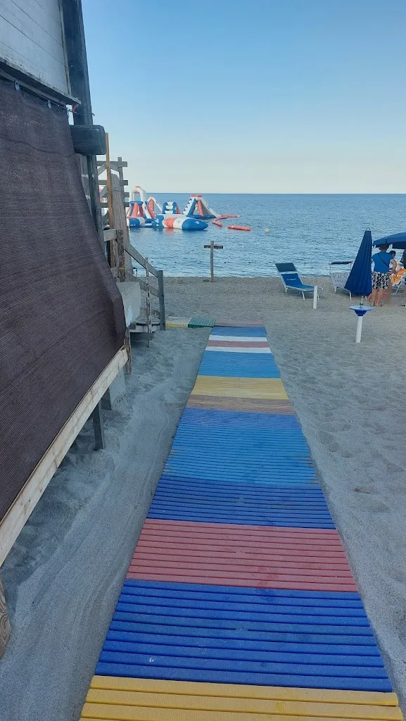 Riccardo Iacobucci_La Bussola_Sant'Andrea Ionio Marina_review