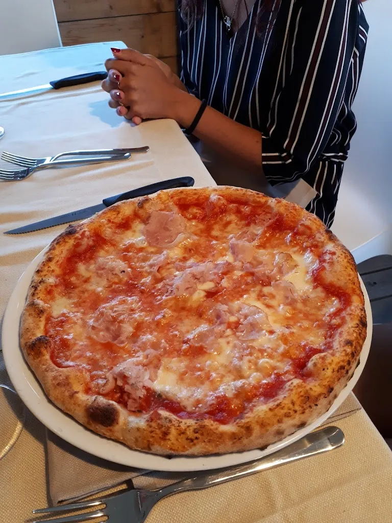 salvatore de marco_La Bussola_Sant'Andrea Ionio Marina_review