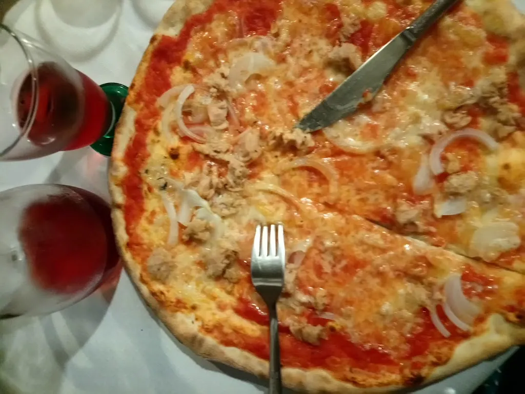 c cook_Pizzeria Tre Fontane_Sant'Andrea Apostolo dello Ionio_review