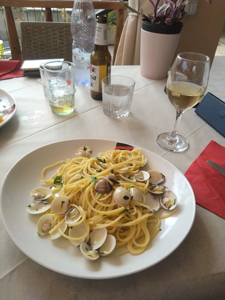 Lisa Kempster_Il Portico_Sant'Ilario dello Ionio_review