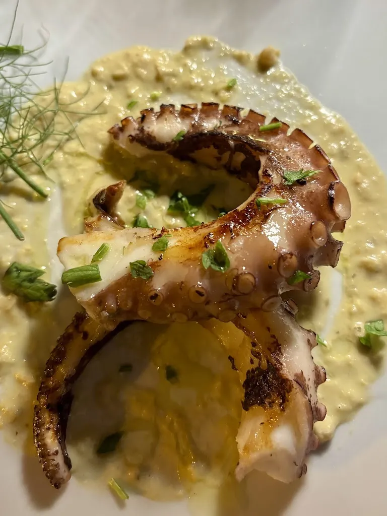 Jake Barrow_Gròmu_Sant'Ilario dello Ionio_review