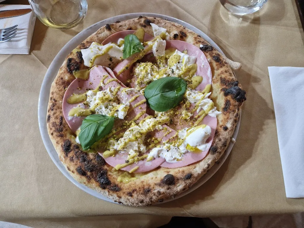 Luca Cozza_I Re Di Napoli_Santa Caterina Albanese_review